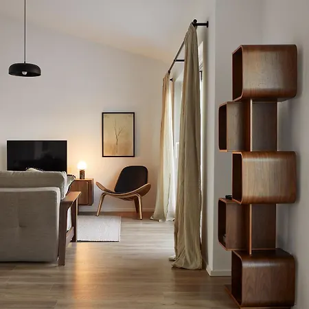 Matt ' Penthouse Mit Dachterrasse & Weinbergblick Apartment *