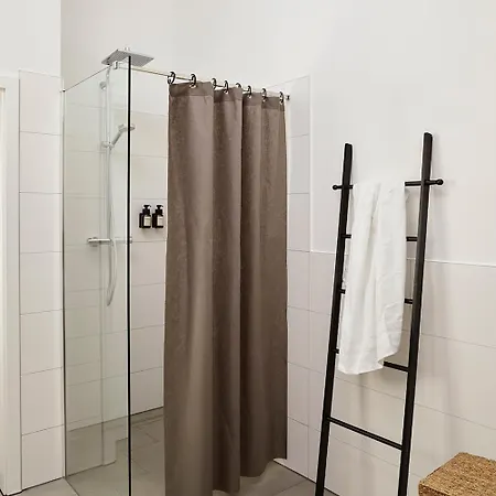 Matt ' Penthouse Mit Dachterrasse & Weinbergblick *